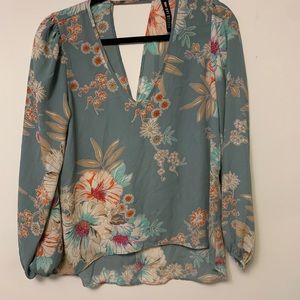 Floral top